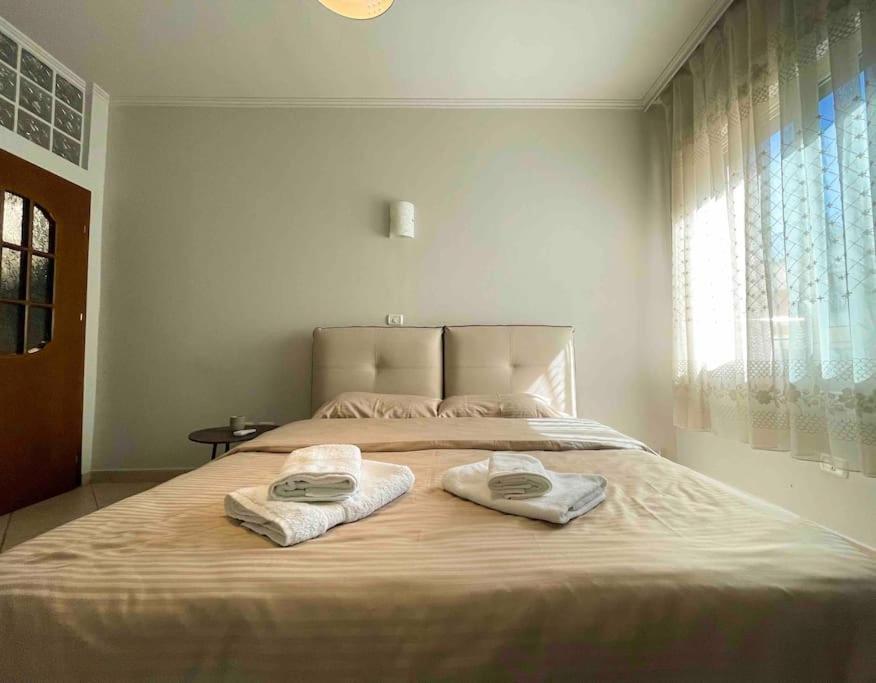 Downtown Flat Near Center With 24h Self Check-in Tirana